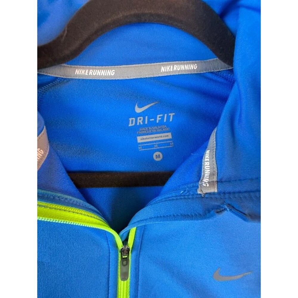 Nike jacket - Picture 2 of 3